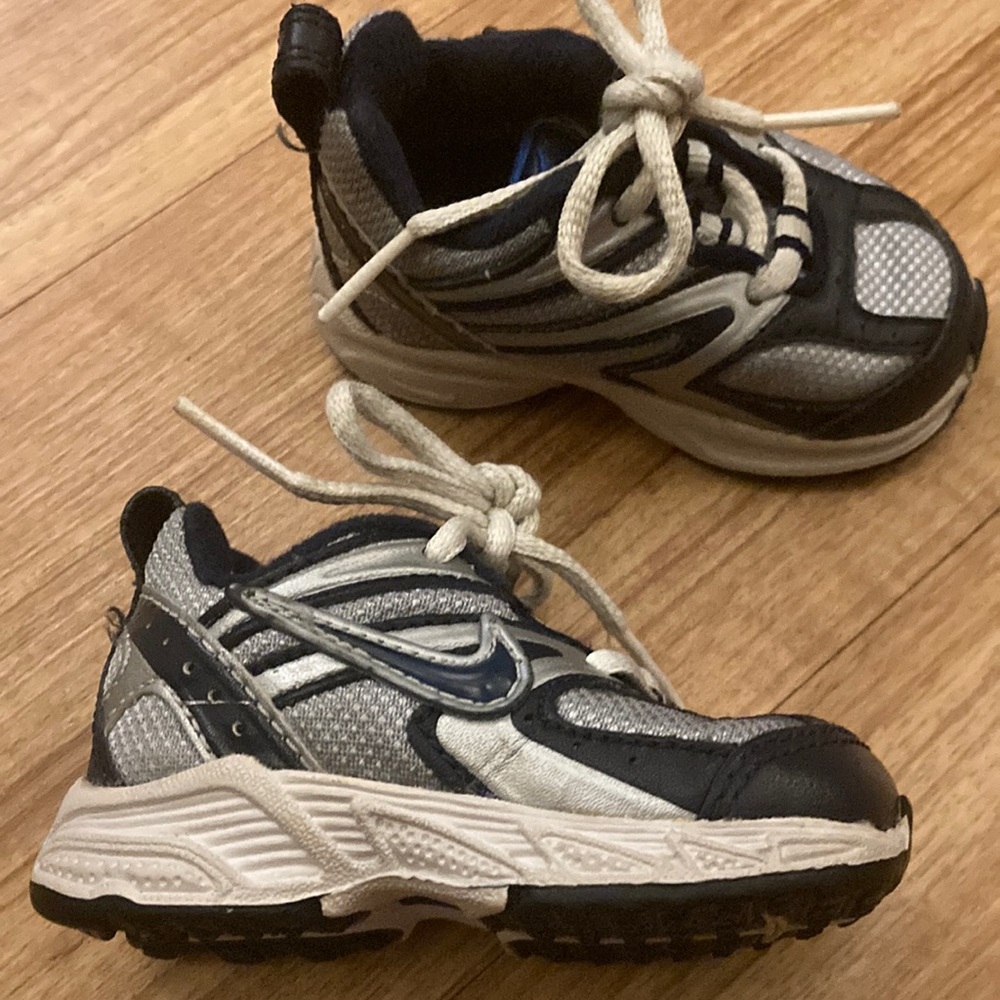 Nike baby shoes 2c